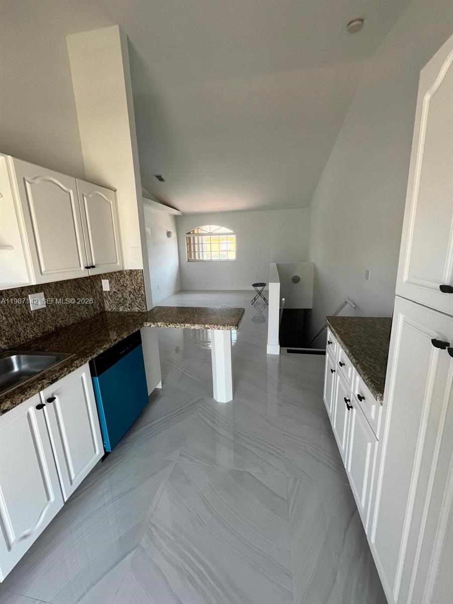 POINCIANA ROYALE VILLAS C - Residential Lease