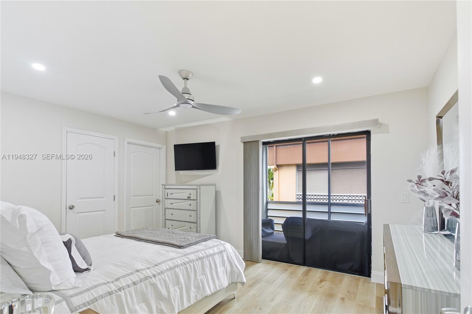 KINGS POINT PIEDMONT COND - Residential