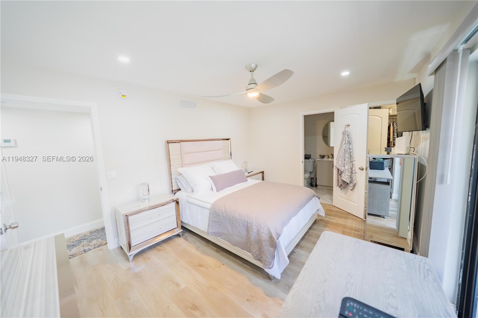 KINGS POINT PIEDMONT COND - Residential