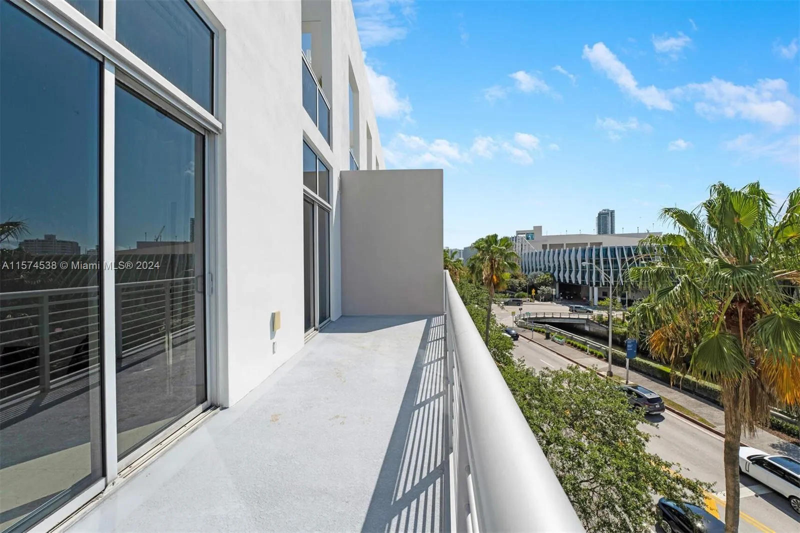 Miami Beach, Florida 33139, United States, 1 Bedroom Bedrooms, ,2 BathroomsBathrooms,Residential,Active,59239