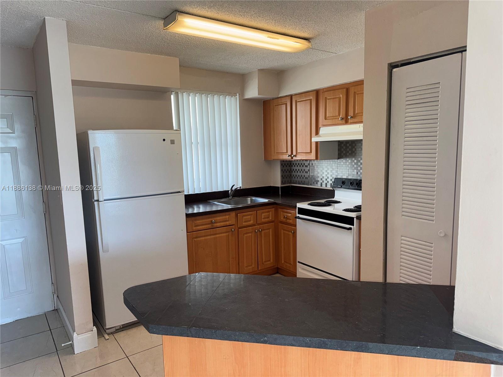 6045 NW 186th St 323