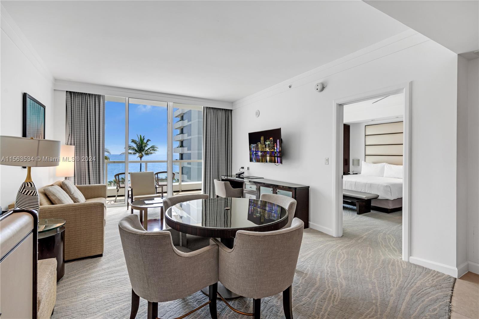 FONTAINEBLEAU III OCEAN C - Residential