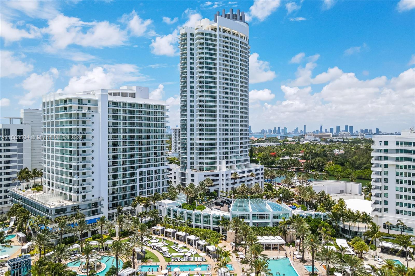 FONTAINEBLEAU III OCEAN C - Residential