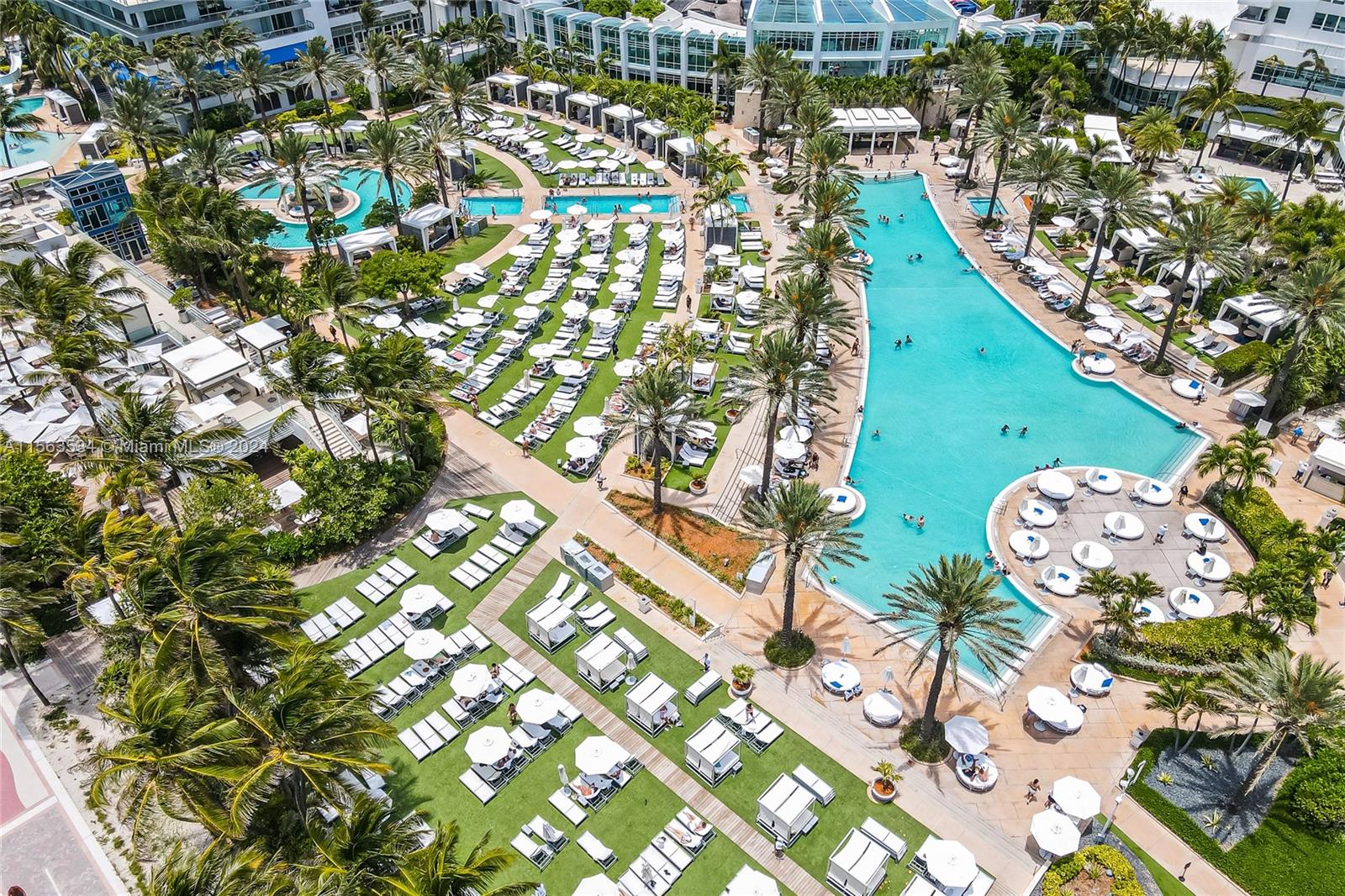 FONTAINEBLEAU III OCEAN C - Residential