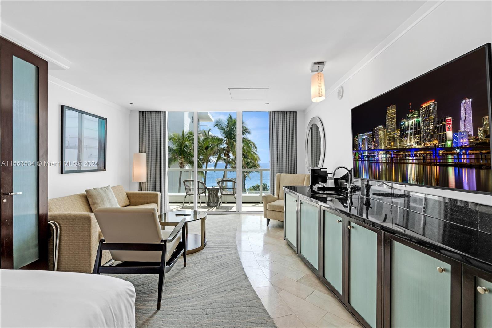 FONTAINEBLEAU III OCEAN C - Residential