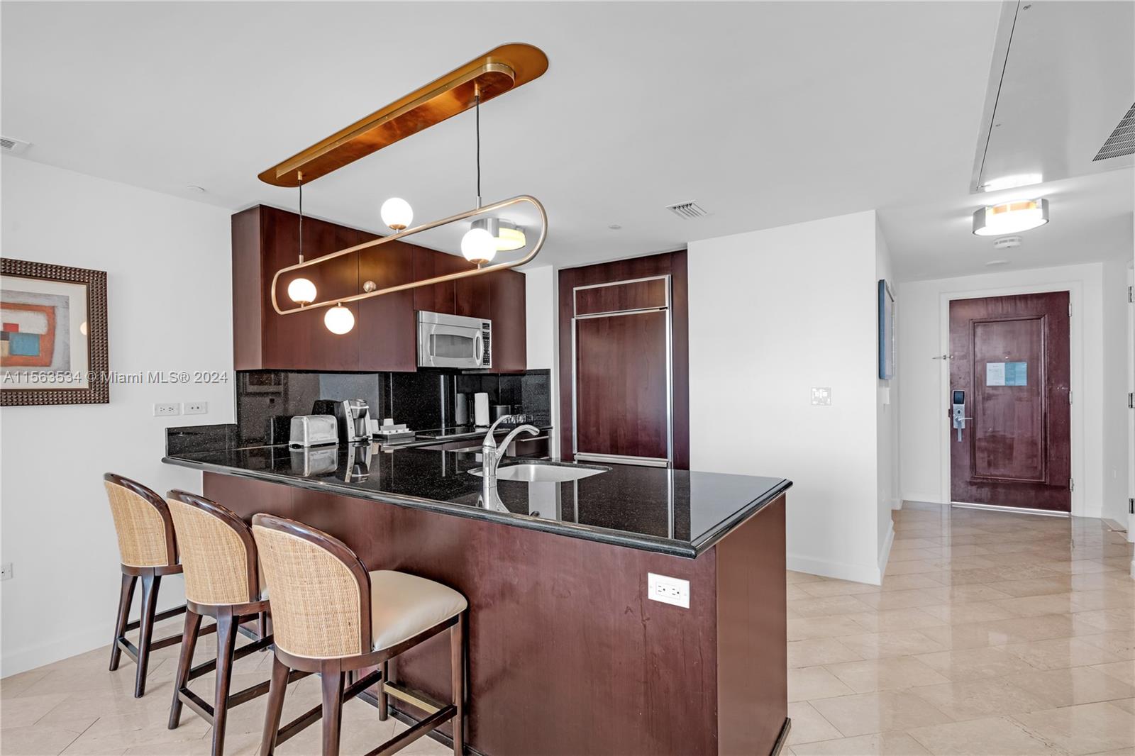 FONTAINEBLEAU III OCEAN C - Residential