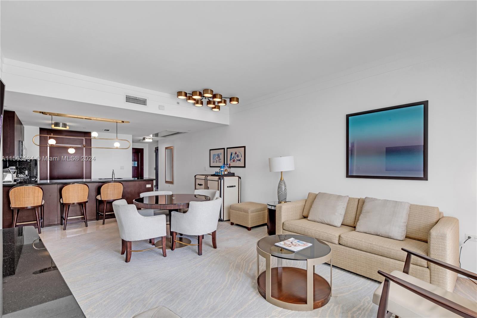 FONTAINEBLEAU III OCEAN C - Residential