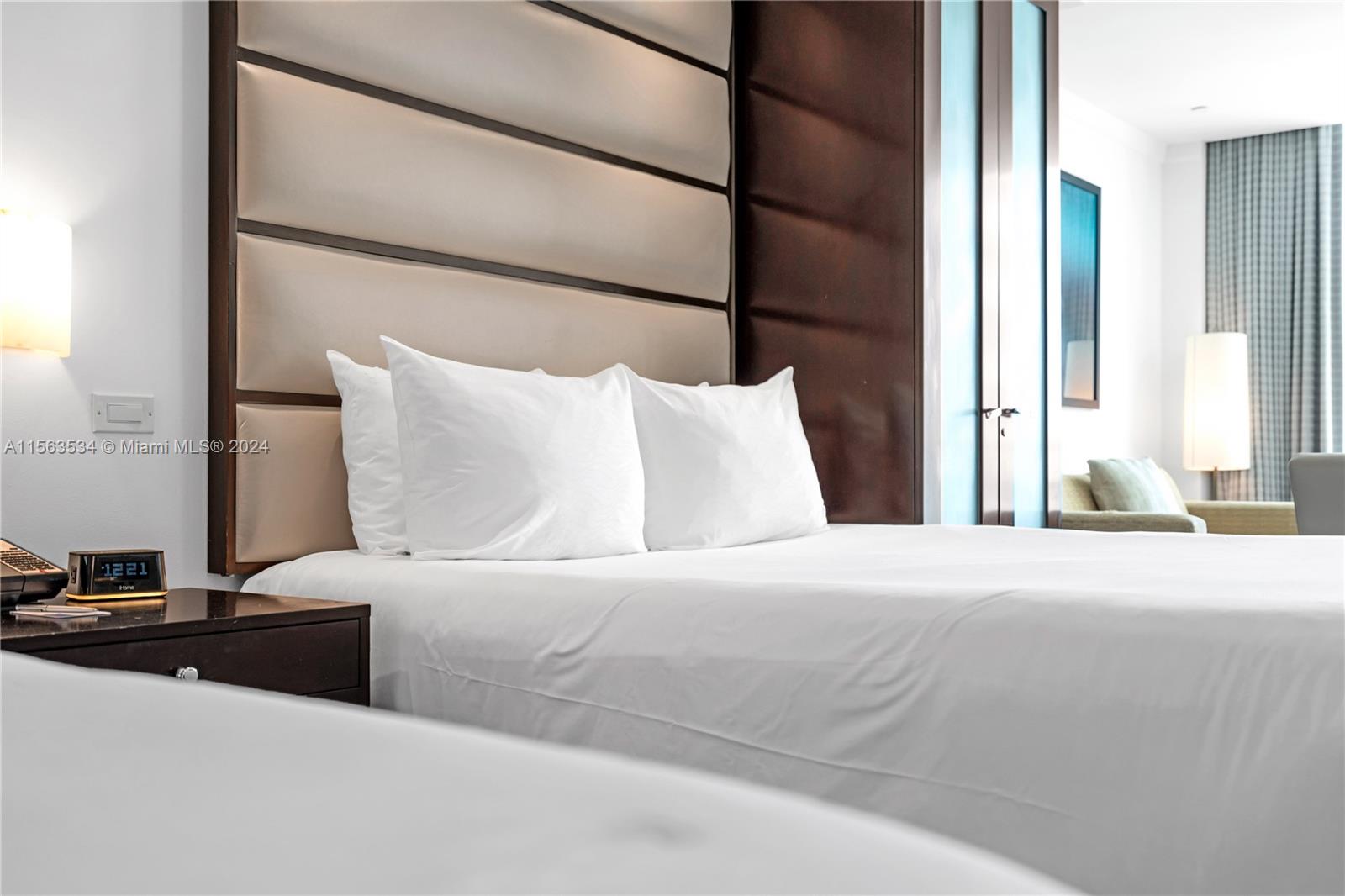 FONTAINEBLEAU III OCEAN C - Residential