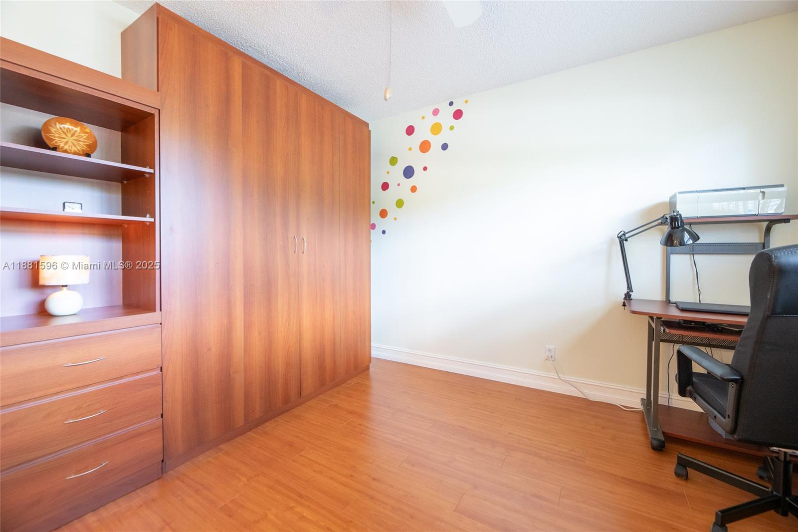 CLOVER GARDENS CONDO - Residential