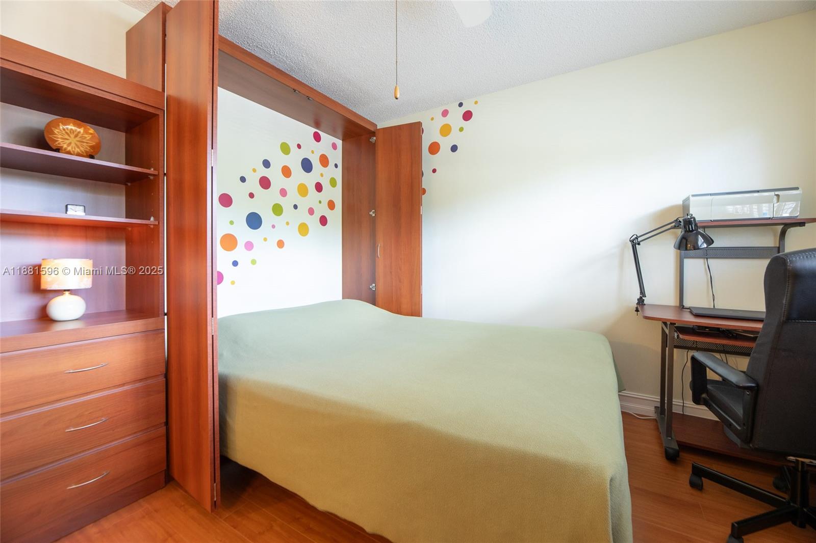 CLOVER GARDENS CONDO - Residential