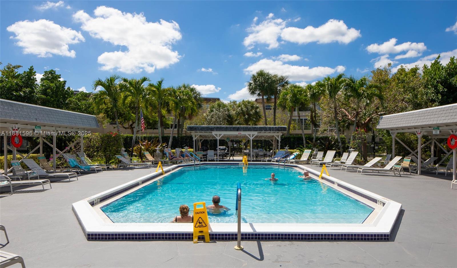 CLOVER GARDENS CONDO - Residential