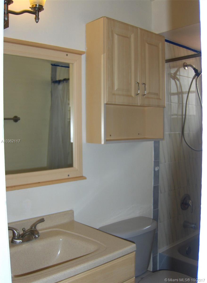 SUNFISH AT THE HAMMOCKS - Residential Lease