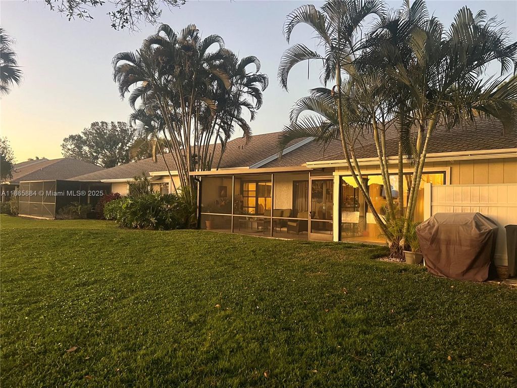 Photo of 6198 Brandon St #6198, Palm Beach Gardens, FL 33418 (MLS # A11865884)