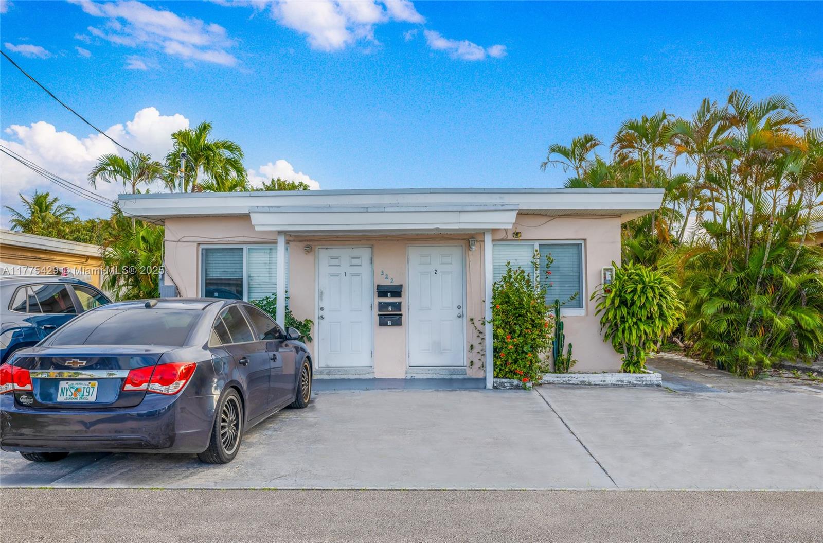 View photos, virtual tours, details... 326 NE 6th St 1-6