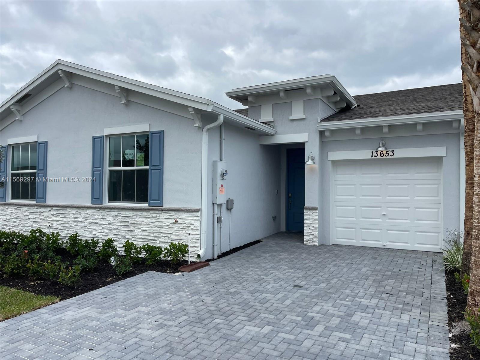 Property for Sale at 13653 Night Sky Pl Pl, Delray Beach, Broward County, Florida - Bedrooms: 2 
Bathrooms: 2  - $2,890