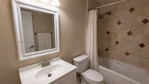 Tiny photo for 3327 Taft St, Hollywood, FL 33021 (MLS # A12036578)