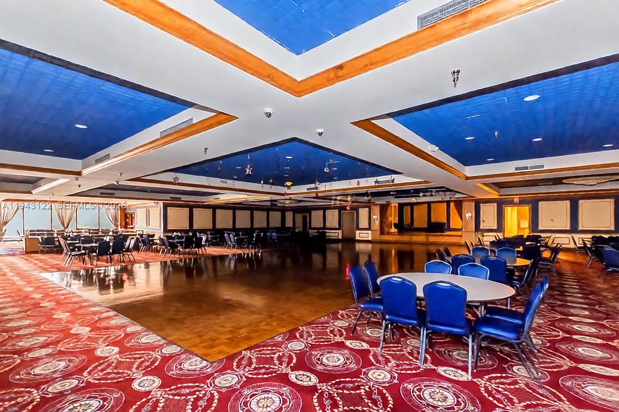 NEW HAMPTON AT CENTURY VI - Residential