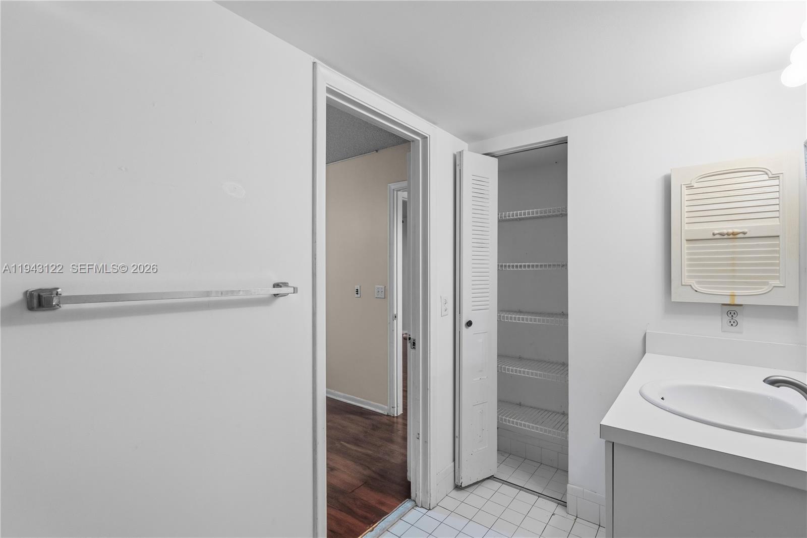 NEW HAMPTON AT CENTURY VI - Residential