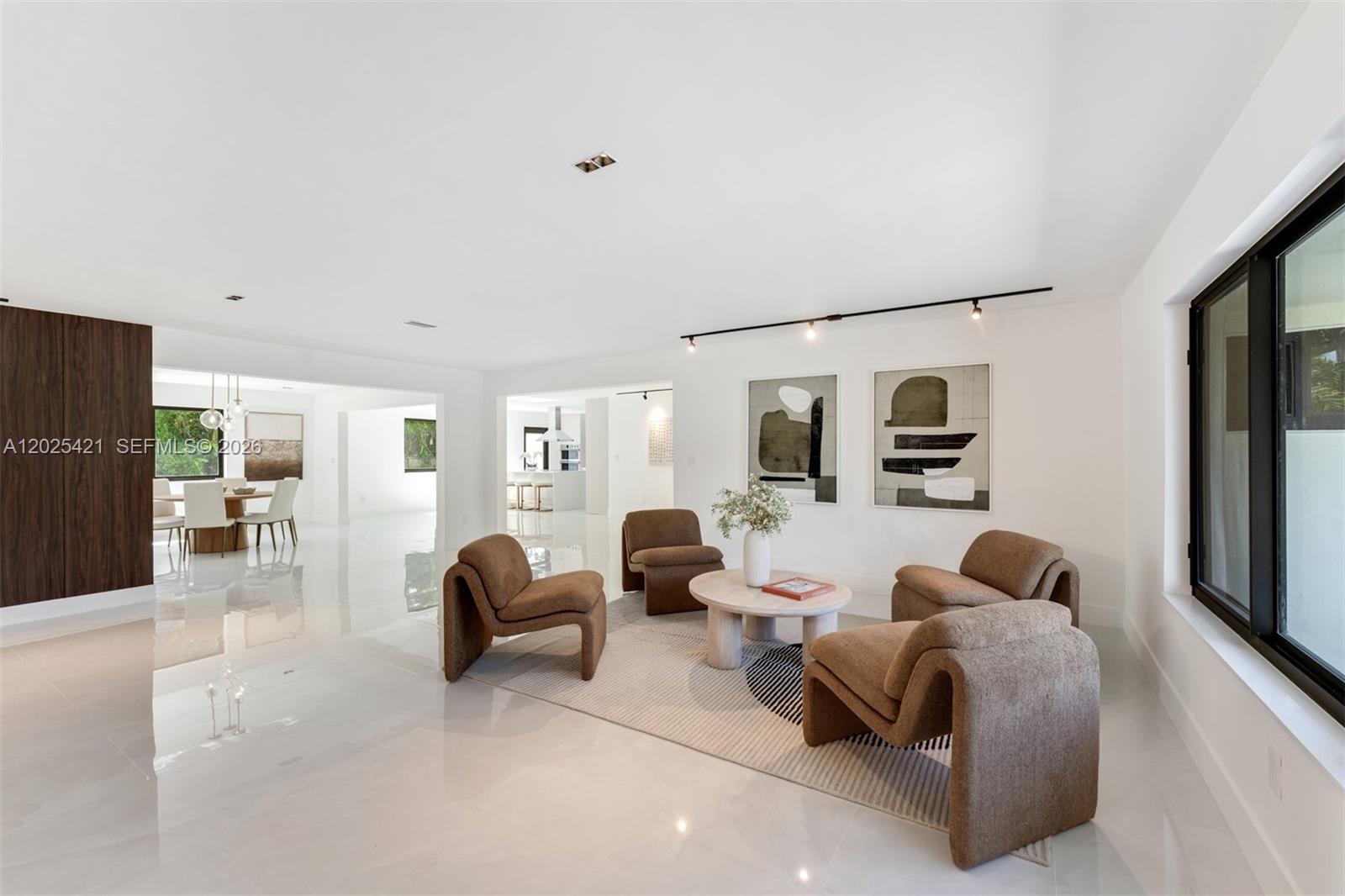 KILLIAN GREEN ESTS - Residential