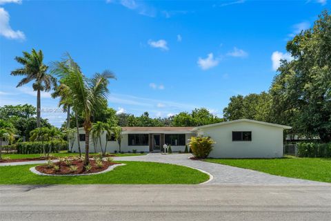 Tiny photo for 10825 SW 80th Ave, Miami, FL 33156 (MLS # A12025421)