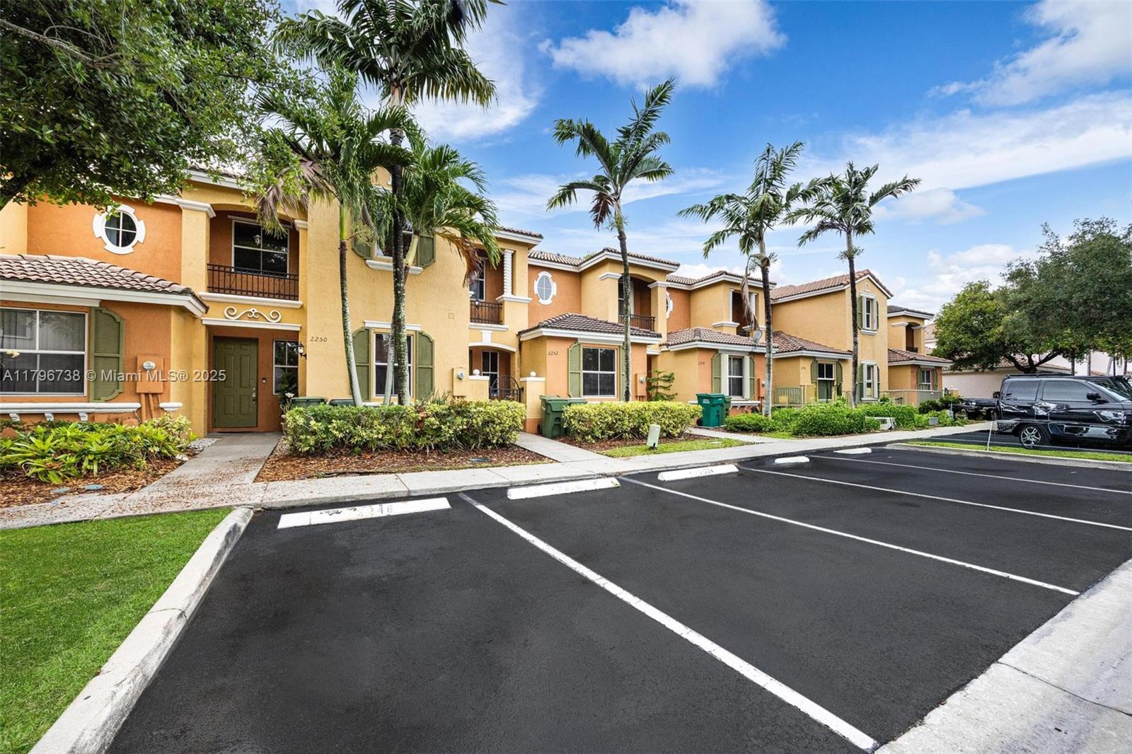 MARBELLA COVE - Residential