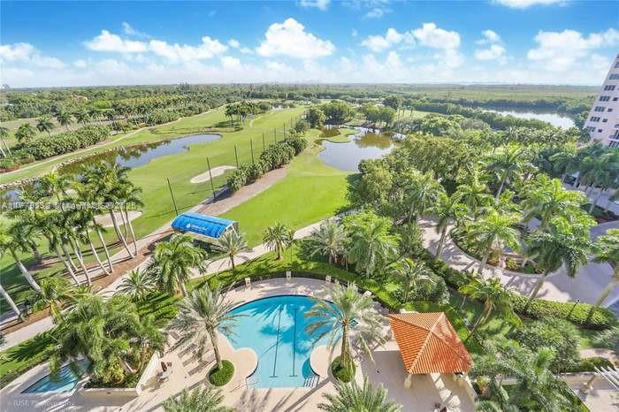 MILANO AT DEERING BAY CON - Residential