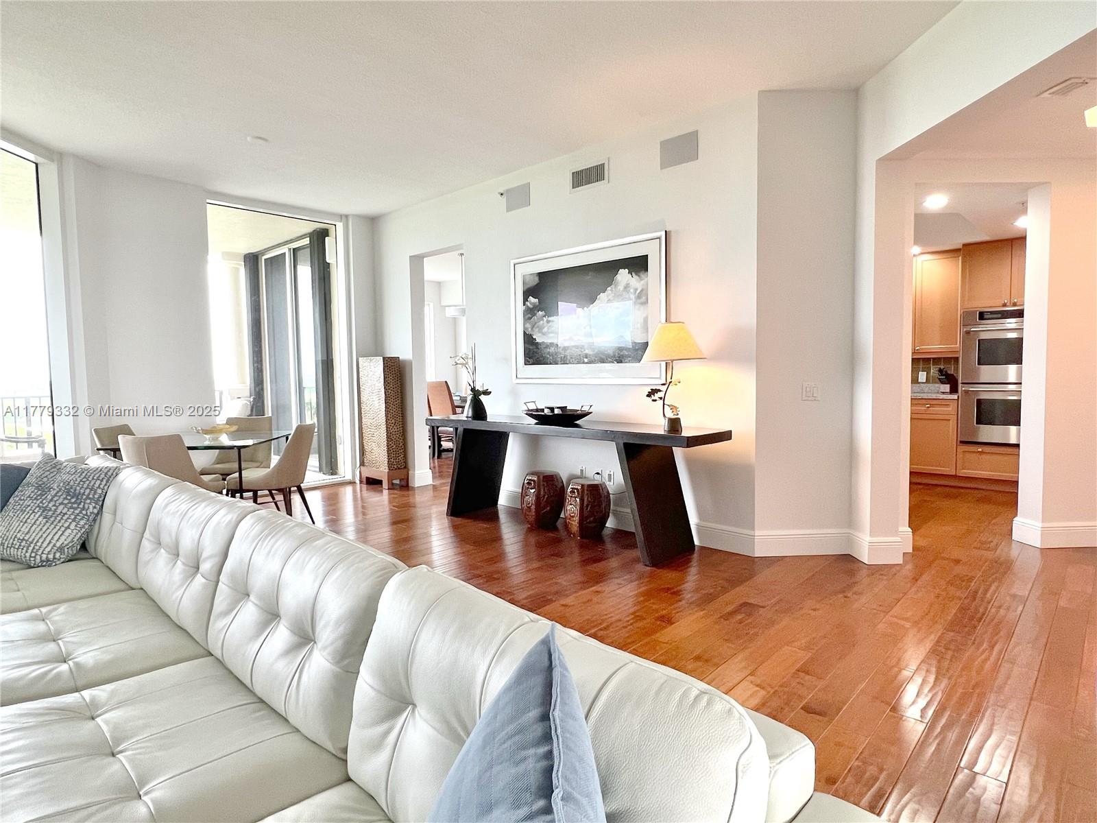 13621 Deering Bay Dr 903