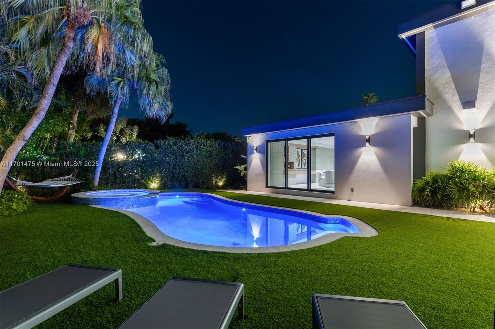 NAUTILUS EXTENSION 2ND - Residential