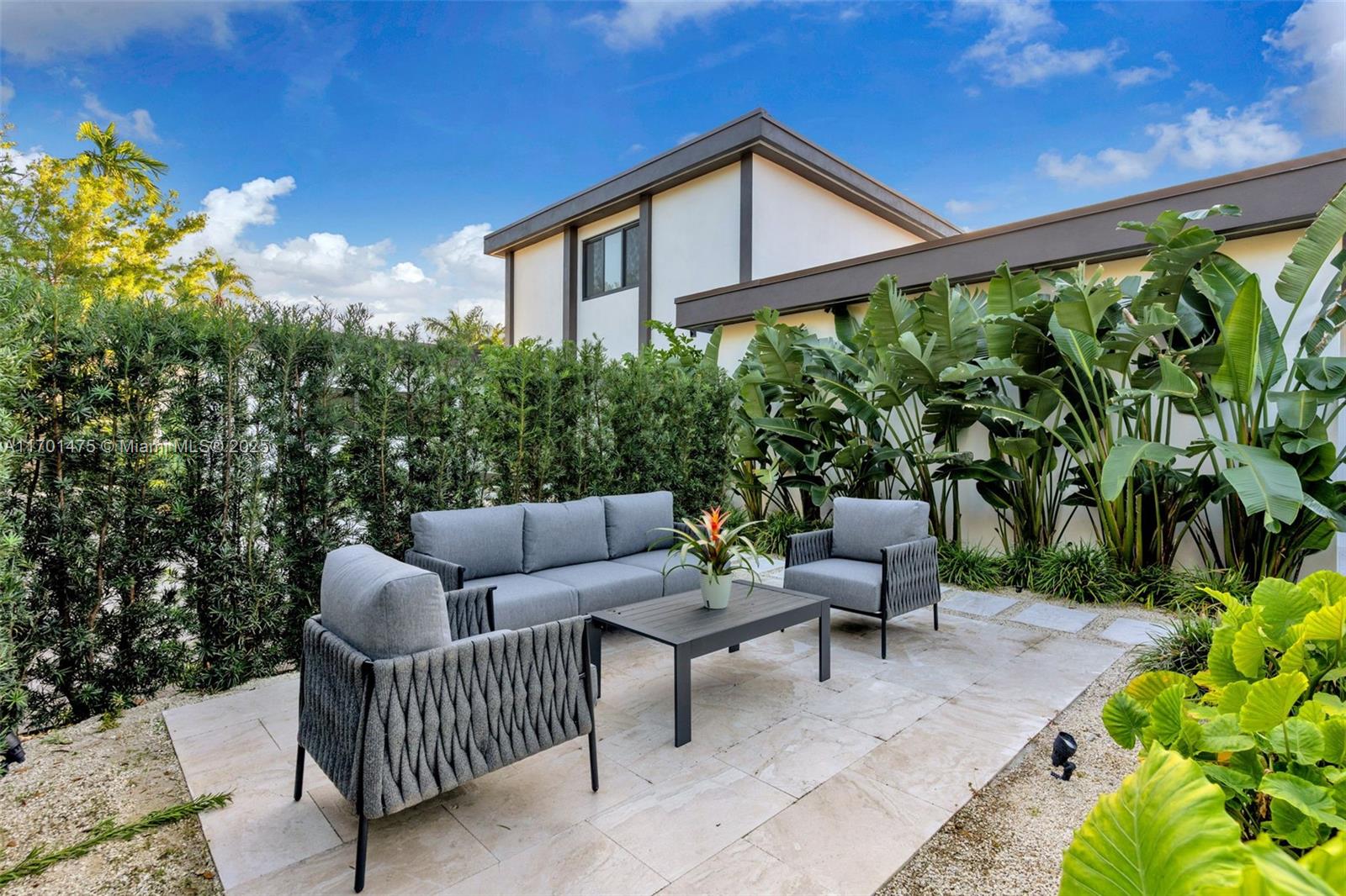 NAUTILUS EXTENSION 2ND - Residential