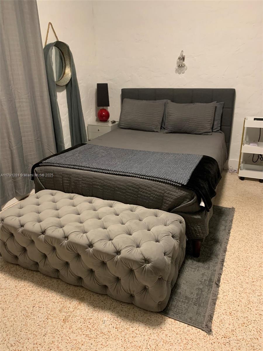 J F WOOTEN'S SUBDIVISION - Residential Lease