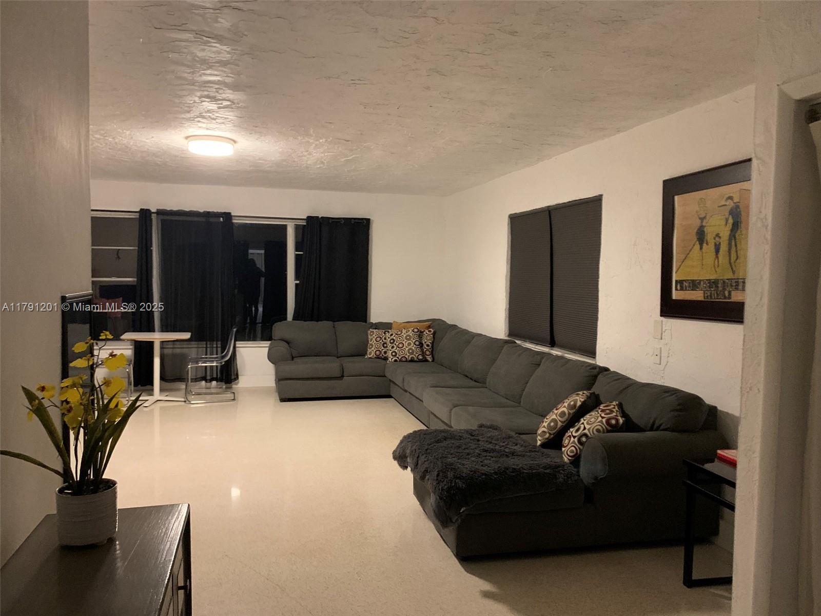 J F WOOTEN'S SUBDIVISION - Residential Lease