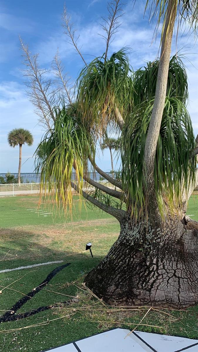 J F WOOTEN'S SUBDIVISION - Residential Lease