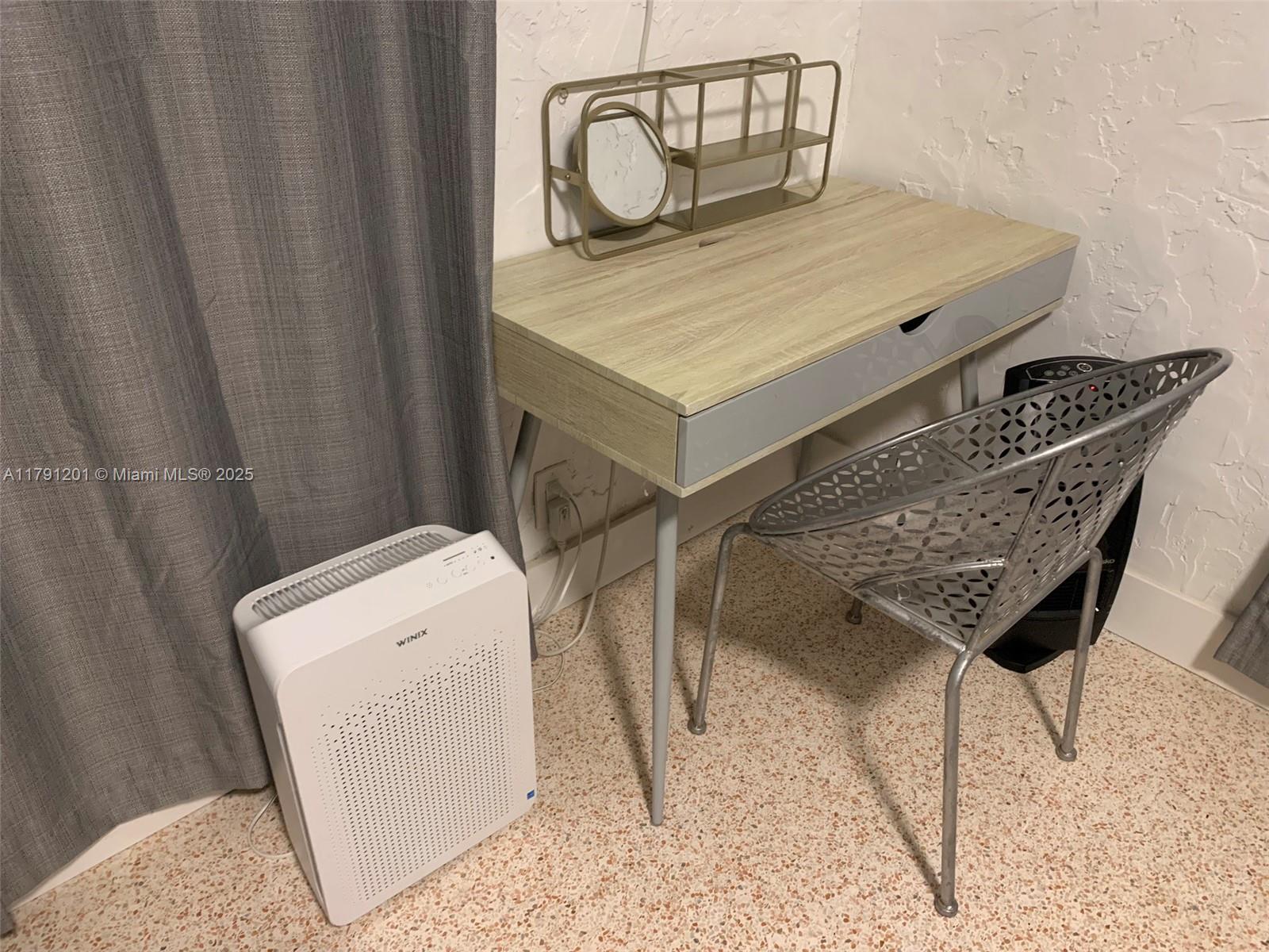 J F WOOTEN'S SUBDIVISION - Residential Lease