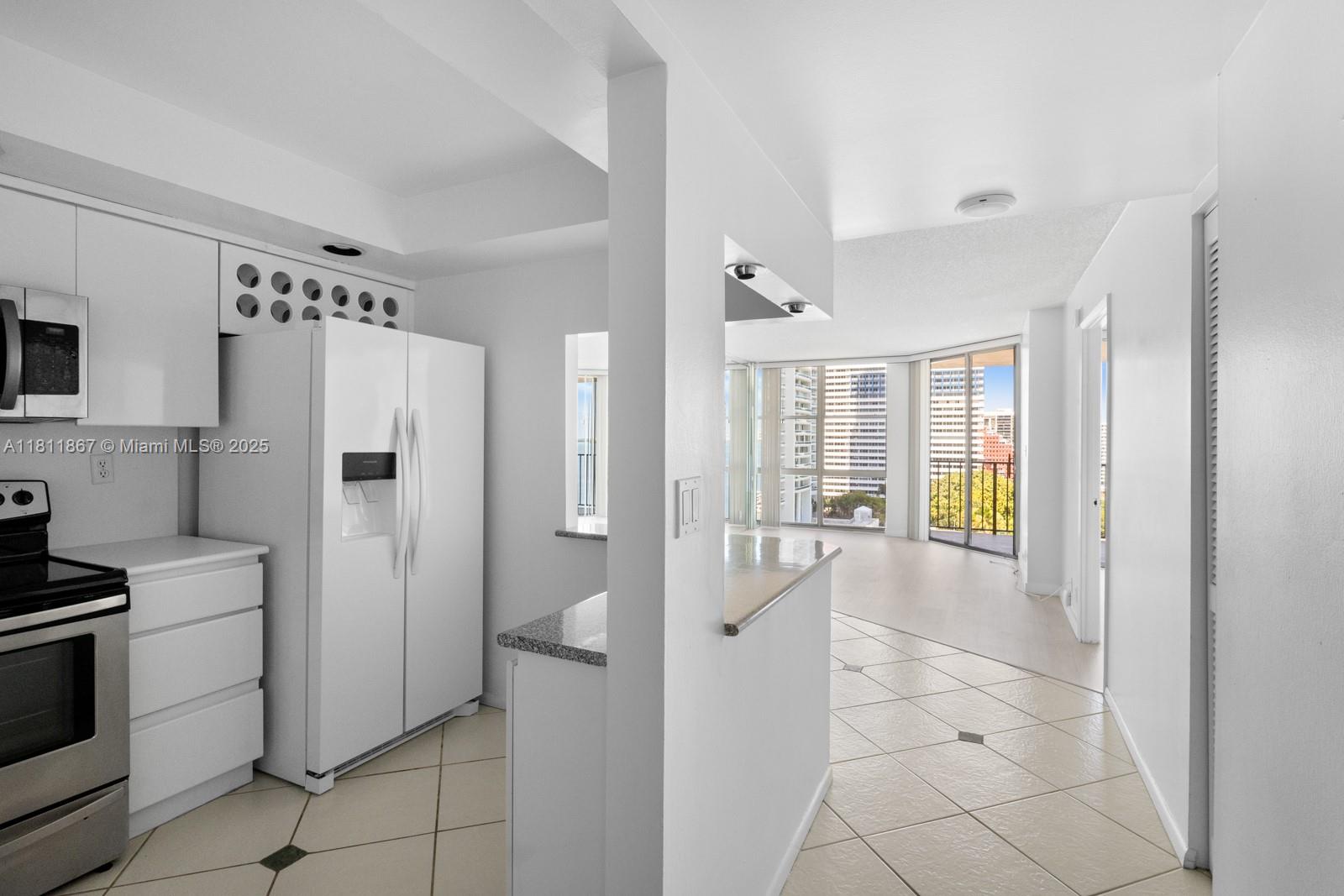 1865 Brickell Ave A1204