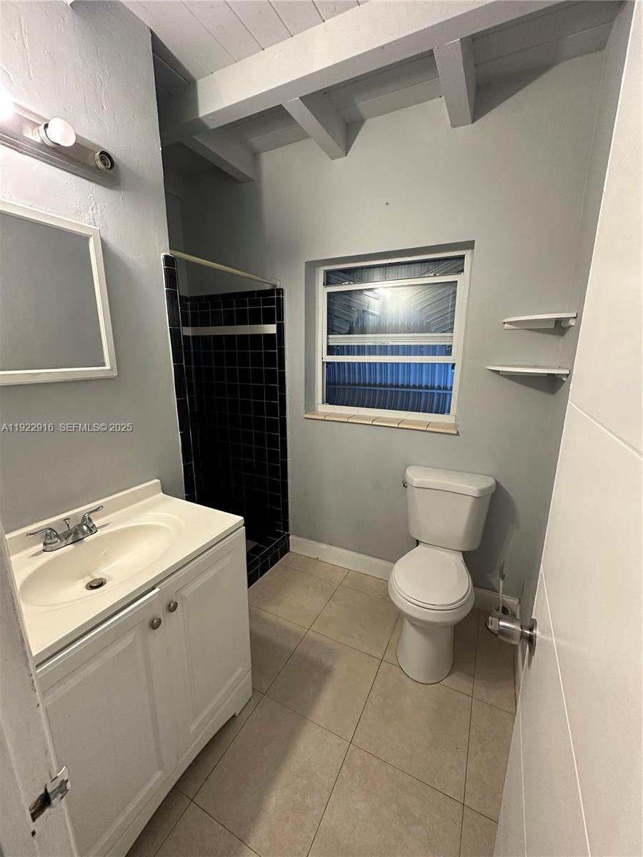 TRAILER CITY - Residential