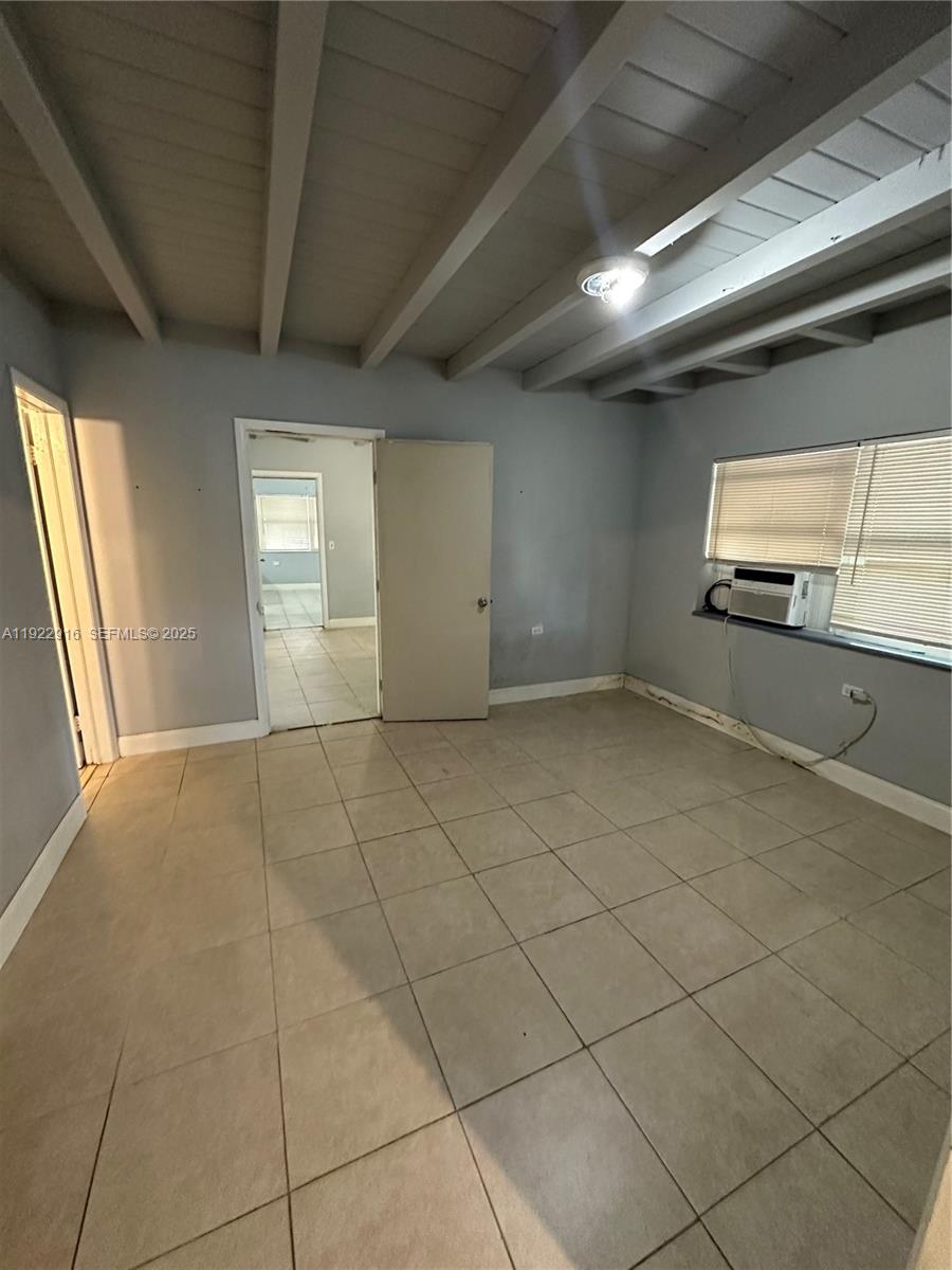 TRAILER CITY - Residential