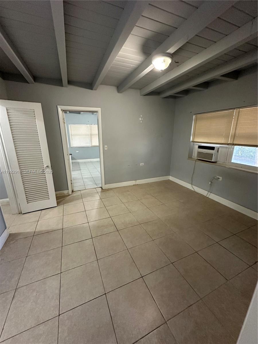 TRAILER CITY - Residential