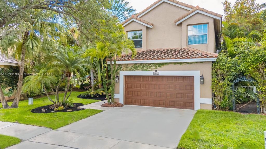 Photo of 18442 NW 12th St, Pembroke Pines, FL 33029 (MLS # A11799180)