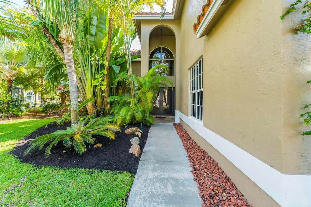 Photo of 18442 NW 12th St, Pembroke Pines, FL 33029 (MLS # A11799180)