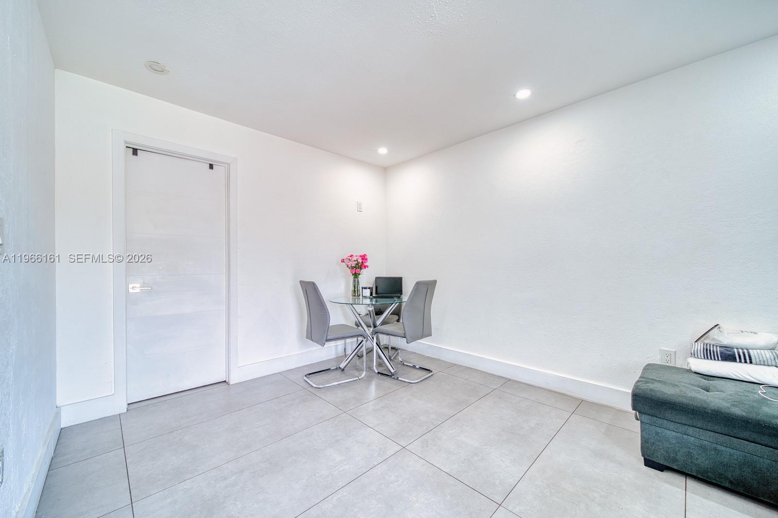 THE PINES - Residential Income