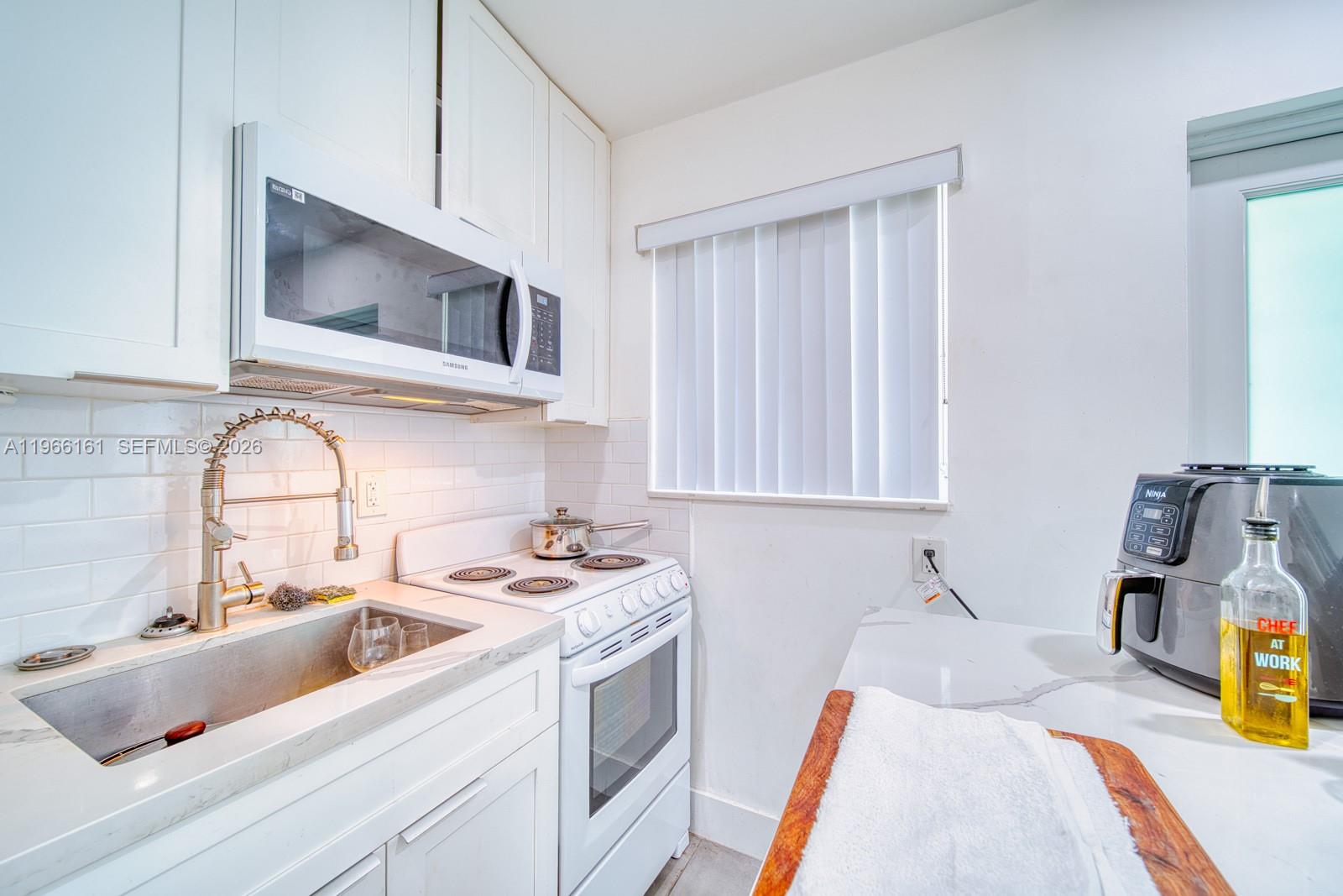 THE PINES - Residential Income