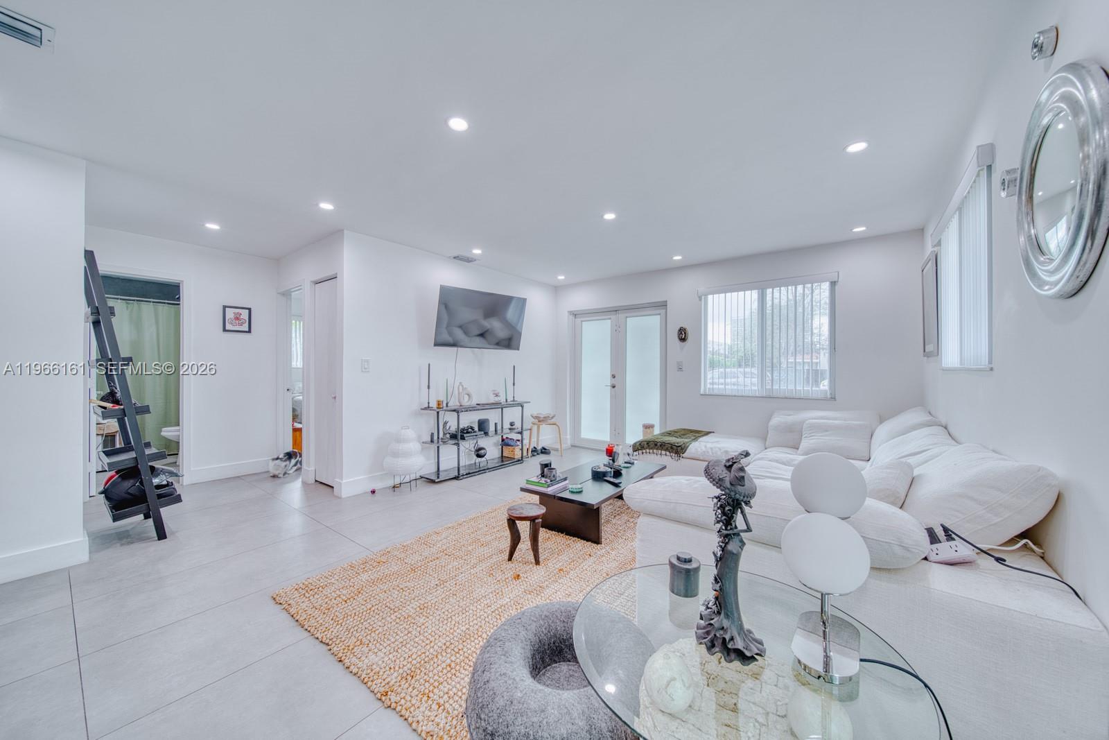 THE PINES - Residential Income