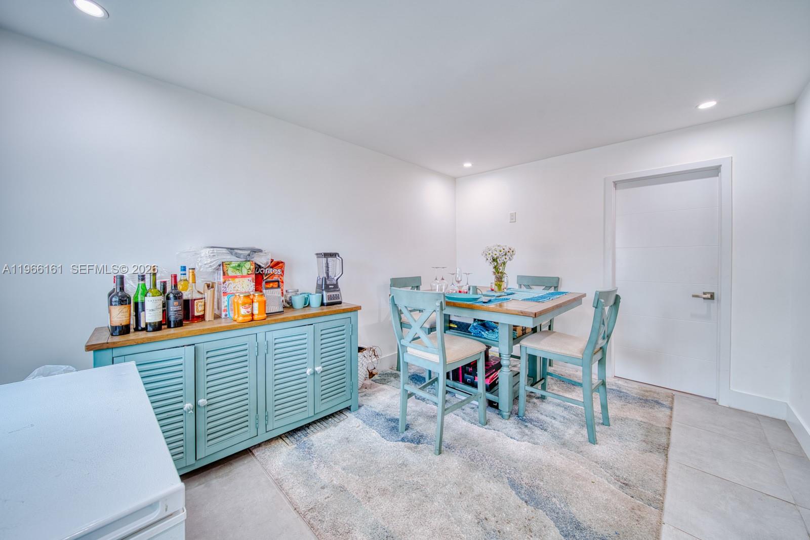 THE PINES - Residential Income