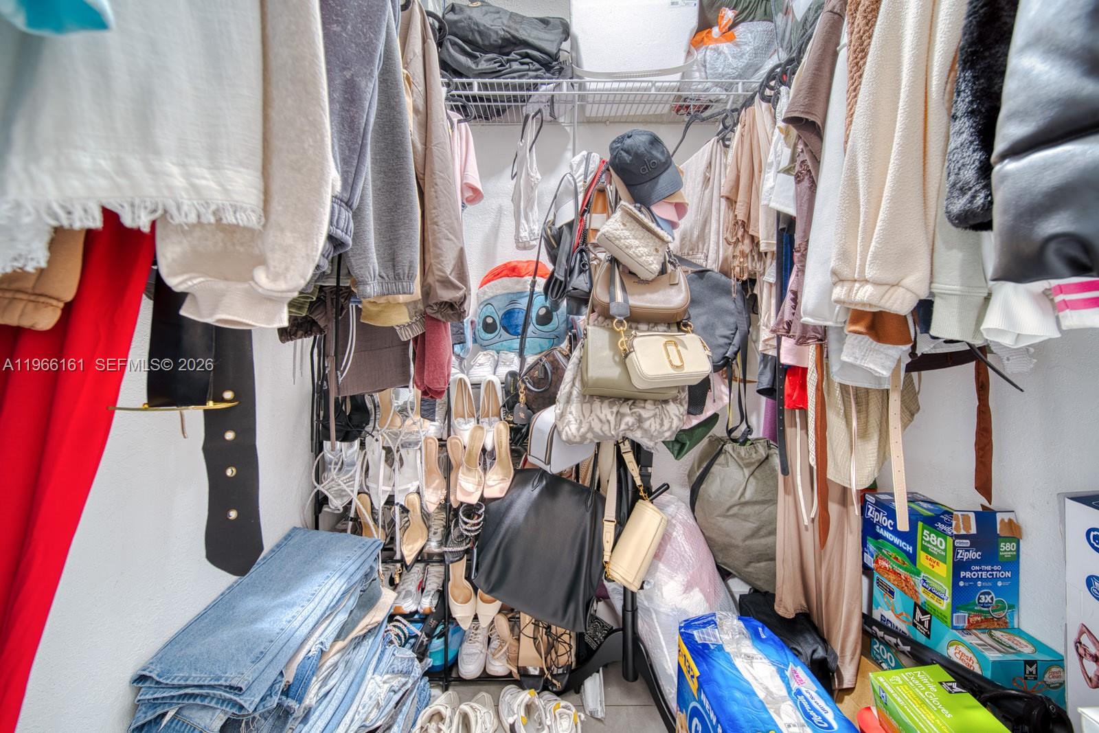 THE PINES - Residential Income