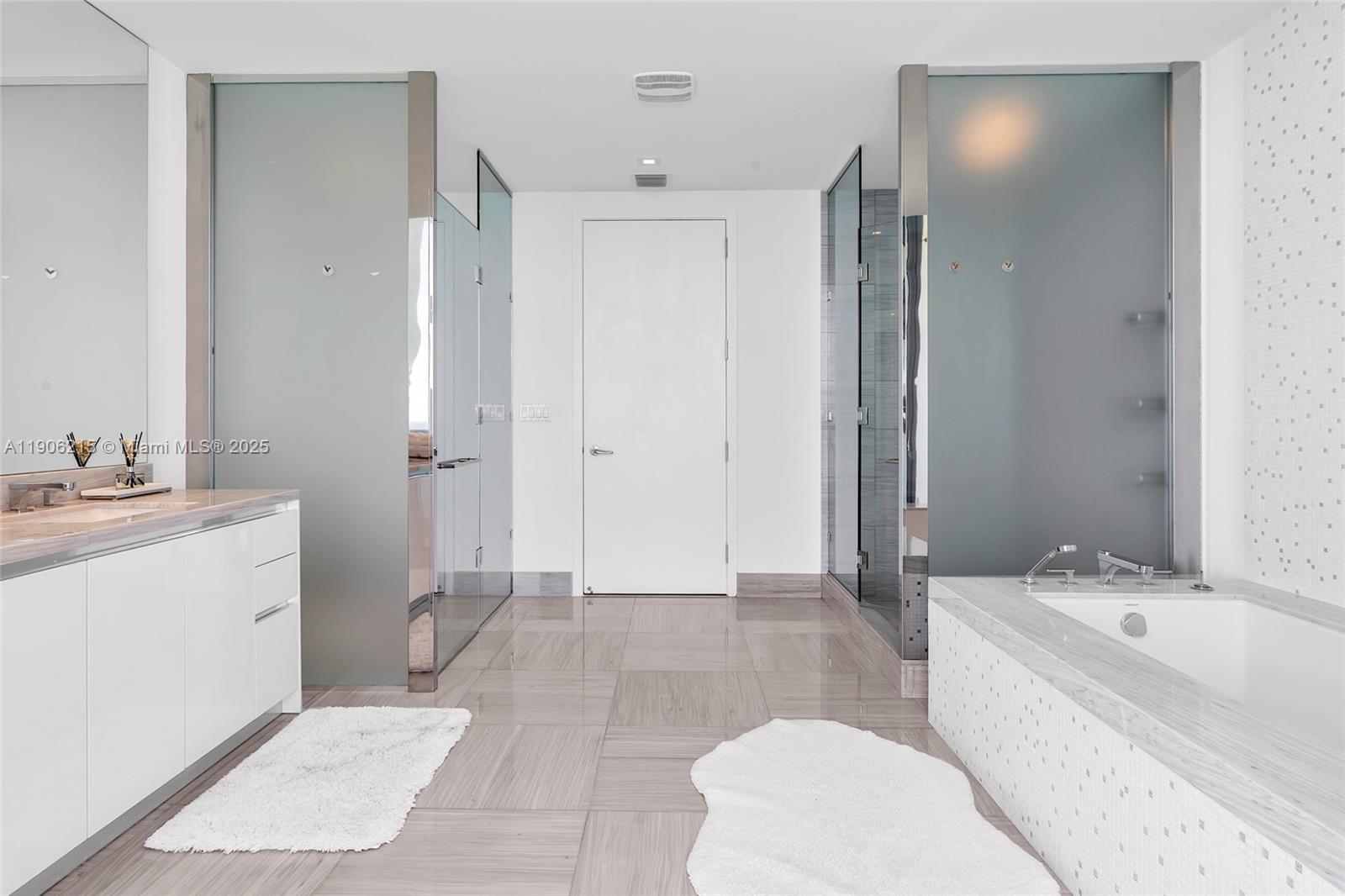 JADE SIGNATURE CONDO - Residential Lease