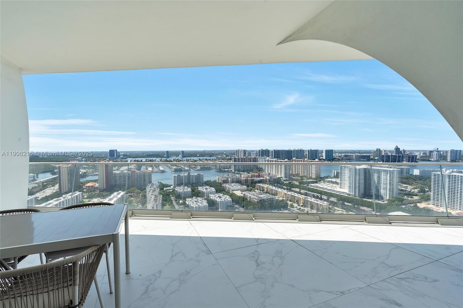 JADE SIGNATURE CONDO - Residential Lease