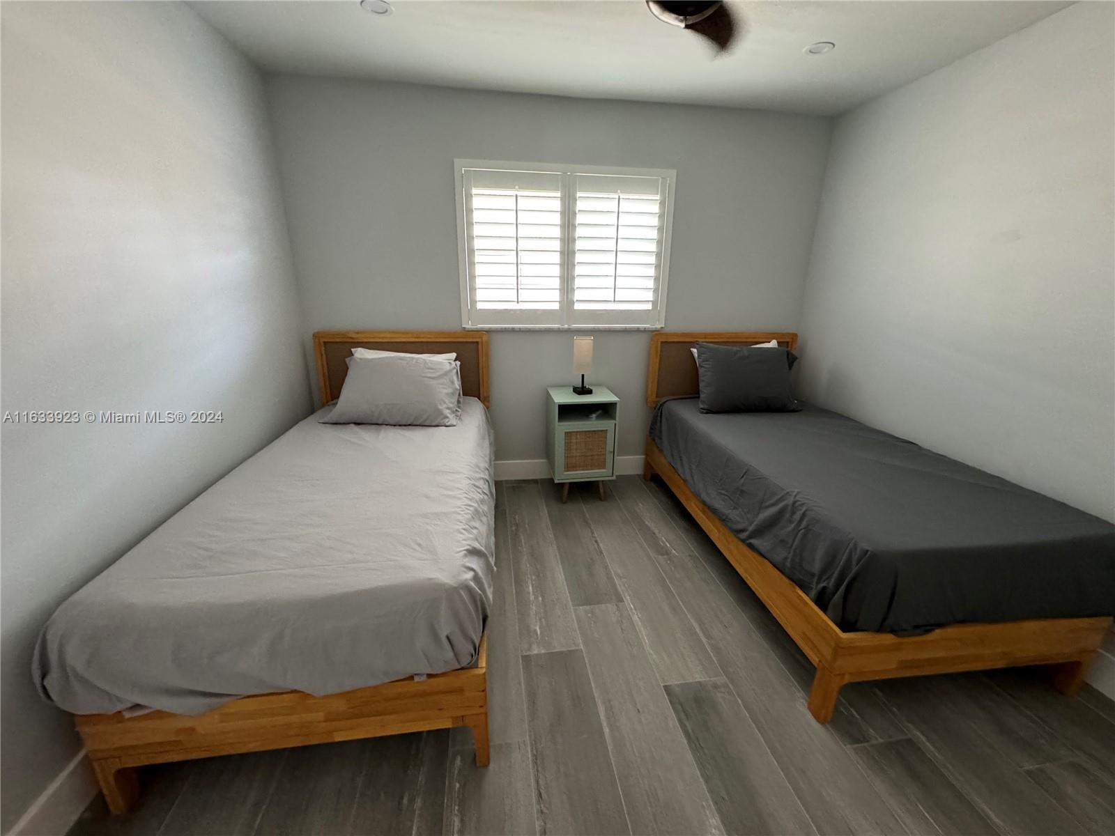 YACHT HARBOR MANOR - Residential Lease