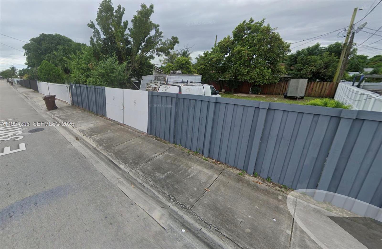 COBOS FRONTON SUB 2 - Land