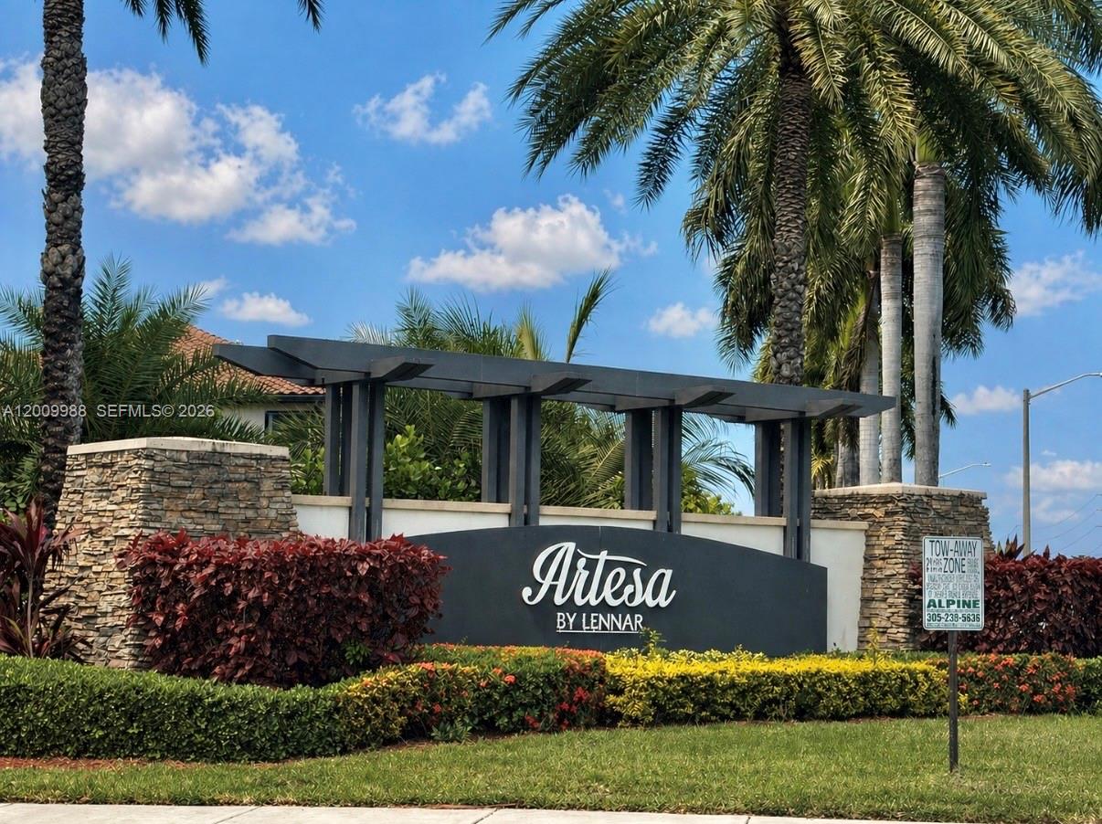 COCO PALM ESTATES - Residential
