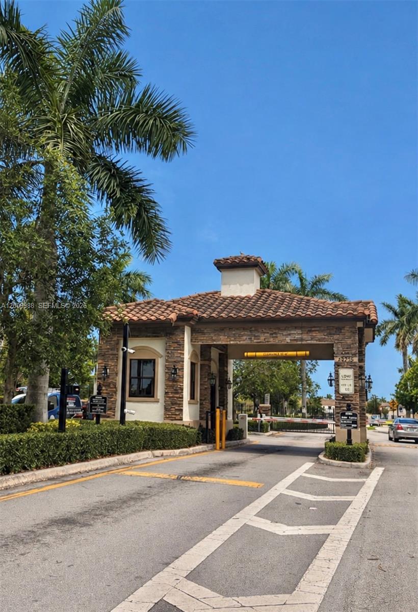 COCO PALM ESTATES - Residential
